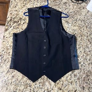 Black Kennith Cole Reaction vest